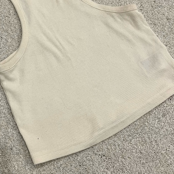 CREAM HALTER CROP TOP - Picture 2 of 4